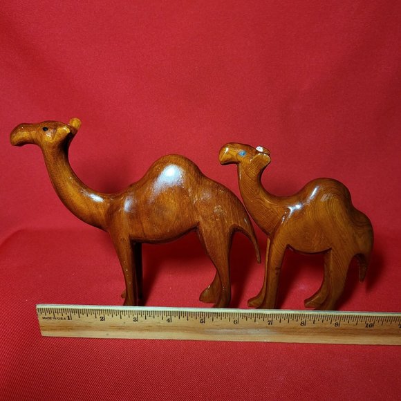 Camel Olive Wood Figurine Hand Carved Wooden Figurine Set of 2 - Picture 9 of 14